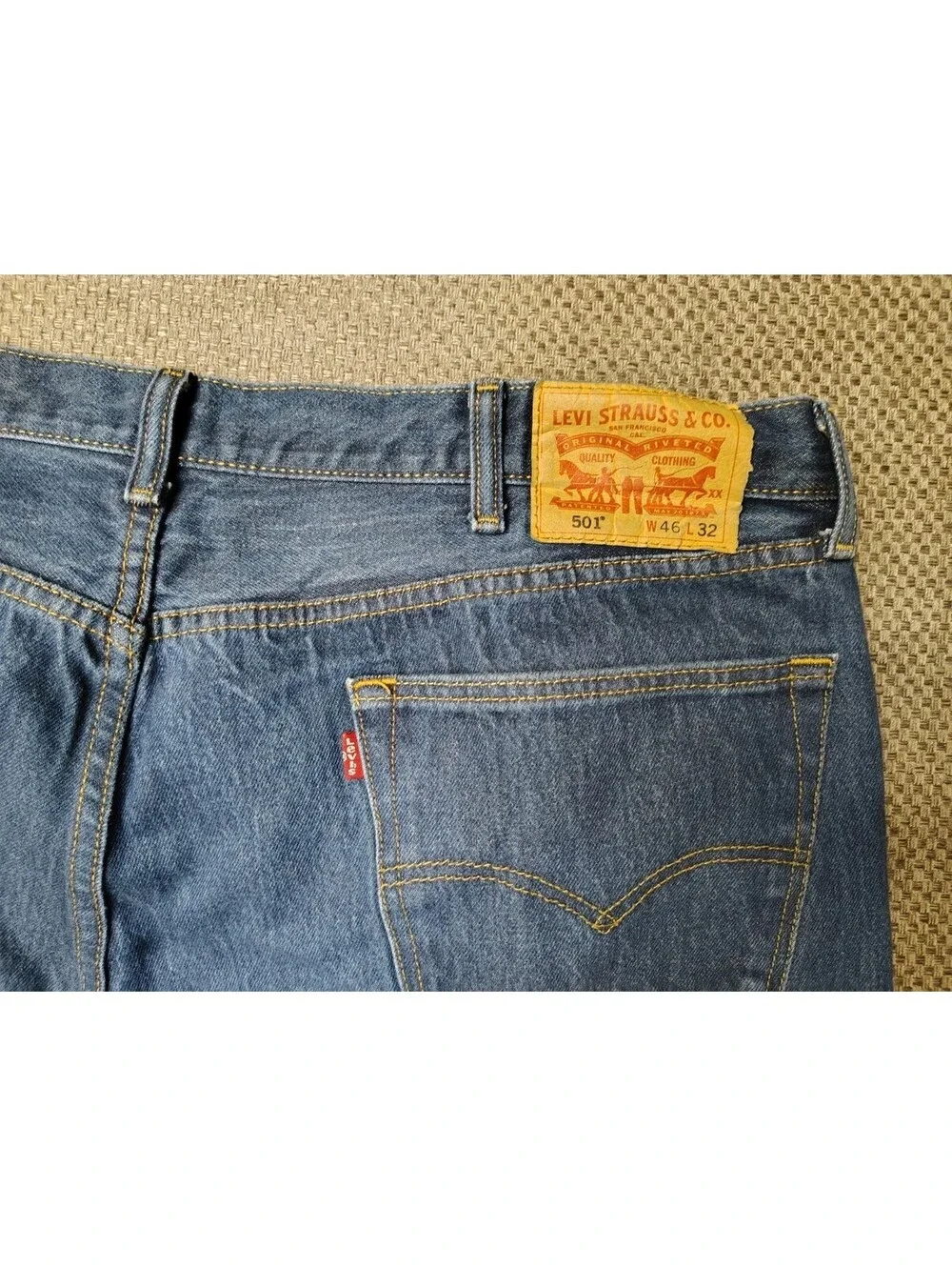 Levis 501 Original Button Fly Jeans Mens 46x32 Blue Denim Big & Tall 46W 32L Fit